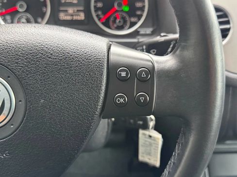 Used 2010 Volkswagen Tiguan Wolfsburg Edition image 19