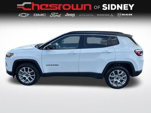 Used 2025 Jeep Compass Limited AWD/4WD image 8