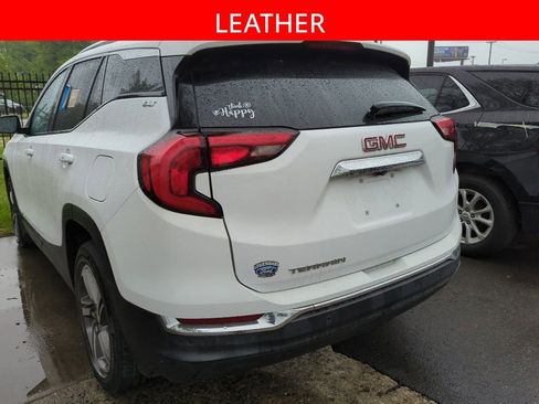 Used 2020 GMC Terrain SLT w/ Preferred Package FWD image 4