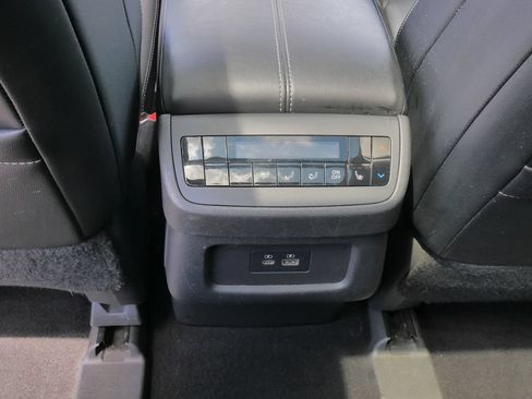 Used 2022 Nissan Pathfinder SL w/ SL Premium Package FWD image 21