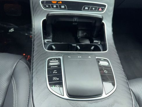 Used 2022 Mercedes-Benz E 350 Sedan w/ AMG Line Exterior image 35