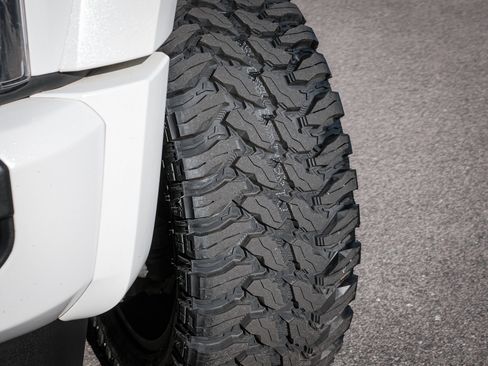 Used 2021 Ford F450 Platinum w/ FX4 Off-Road Package image 10