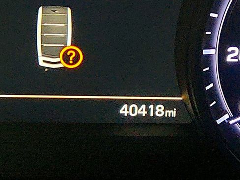 Used 2018 Genesis G80 3.3T Sport image 16