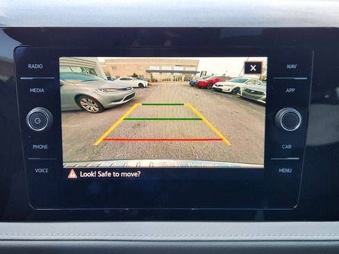 Certified 2025 Volkswagen Taos SEL w/ Black Wheel Plus Package image 14