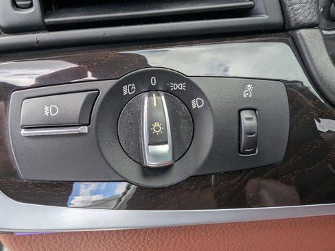 Used 2013 BMW 528i Sedan image 27