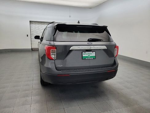 Used 2023 Ford Explorer XLT RWD image 6