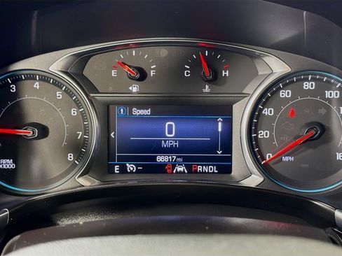 Used 2021 Chevrolet Equinox LT w/ Driver Convenience Package AWD/4WD image 15