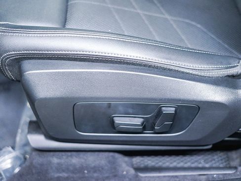 Used 2023 BMW X1 xDrive28i image 18