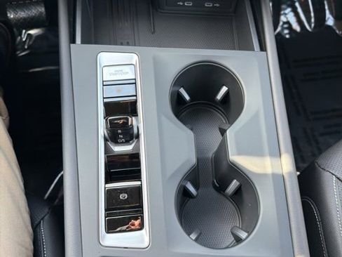 New 2026 Volkswagen Atlas SE image 12