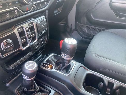 Used 2021 Jeep Wrangler Unlimited Sport image 28
