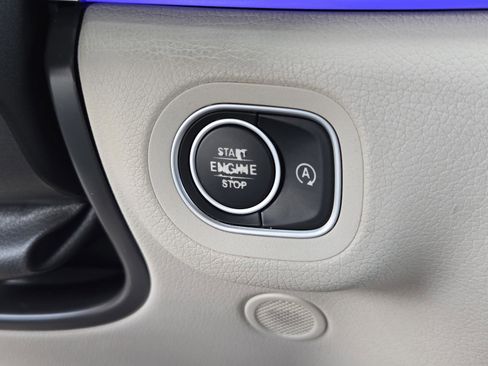 Used 2020 Mercedes-Benz GLE 350 4MATIC image 11