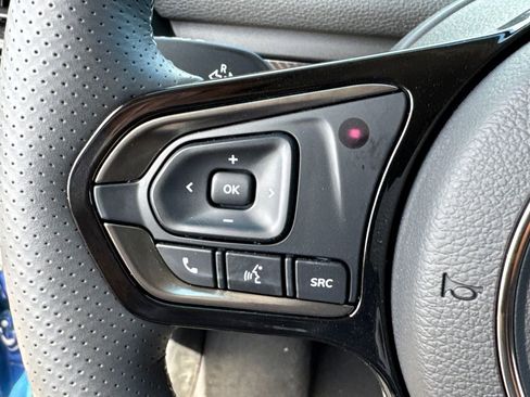 New 2025 VinFast VF 8 Eco AWD/4WD image 31