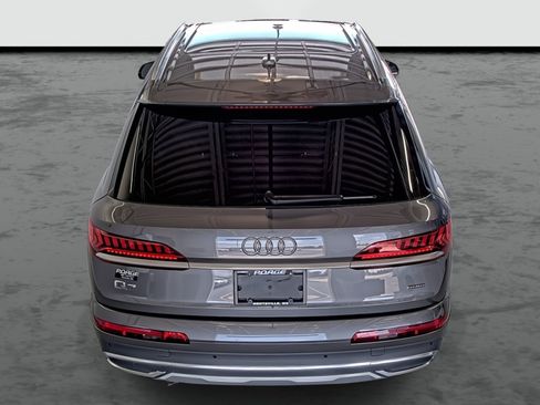 Used 2023 Audi Q7 2.0T Premium w/ Convenience Package AWD/4WD image 3