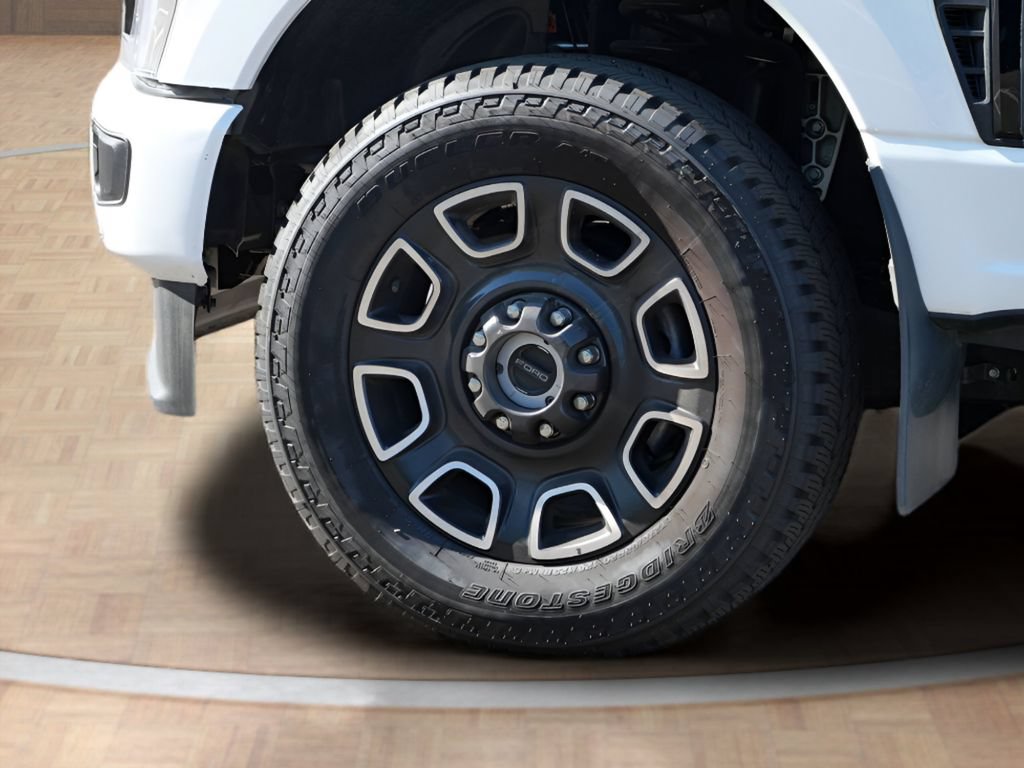 Used 2026 Ford F250 Platinum AWD/4WD image 9
