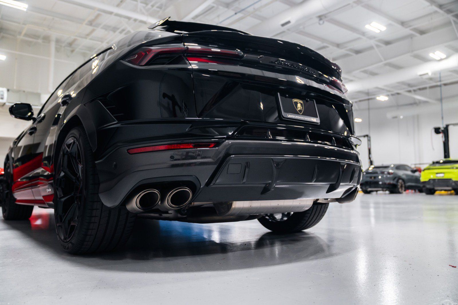 Used 2024 Lamborghini Urus Performante AWD/4WD image 45