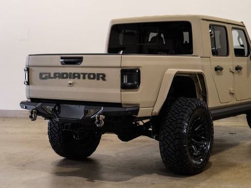 Used 2025 Jeep Gladiator Rubicon w/ Safety Group image 43