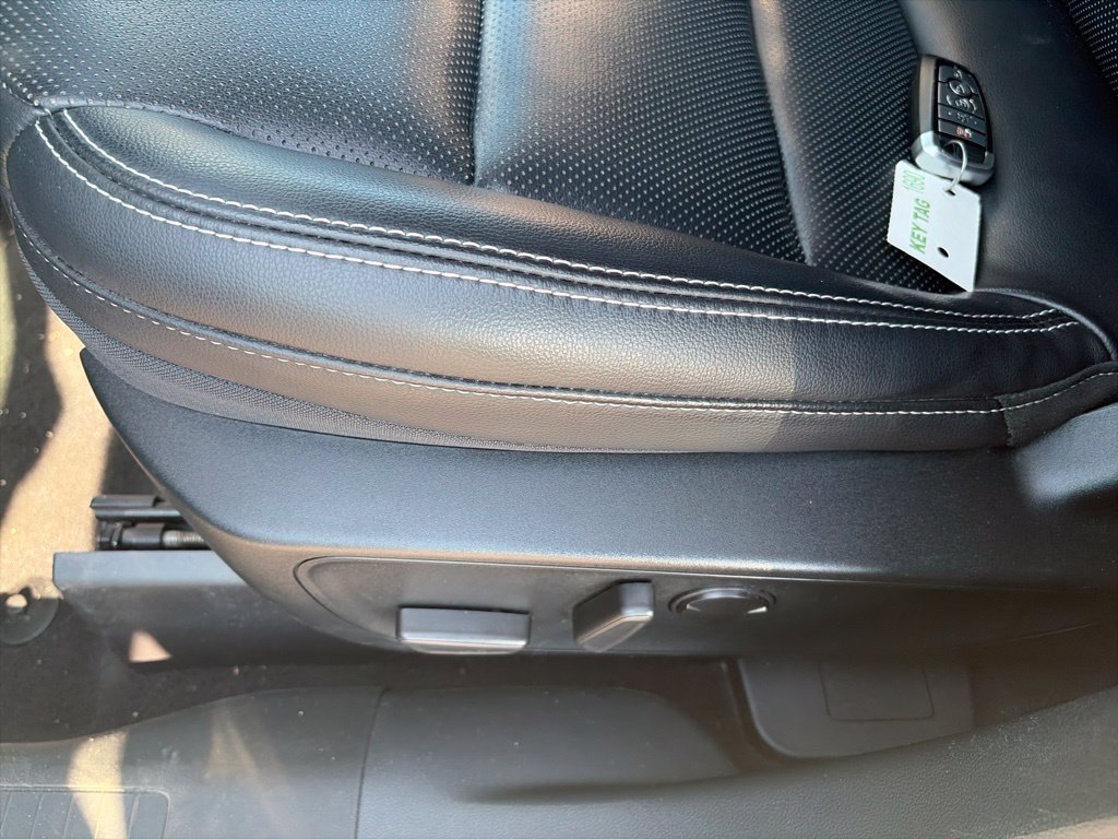 Used 2021 Ford Escape SEL FWD image 18
