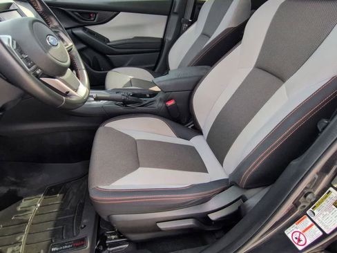 Used 2019 Subaru Crosstrek 2.0i Premium w/ Moonroof Package AWD/4WD image 16