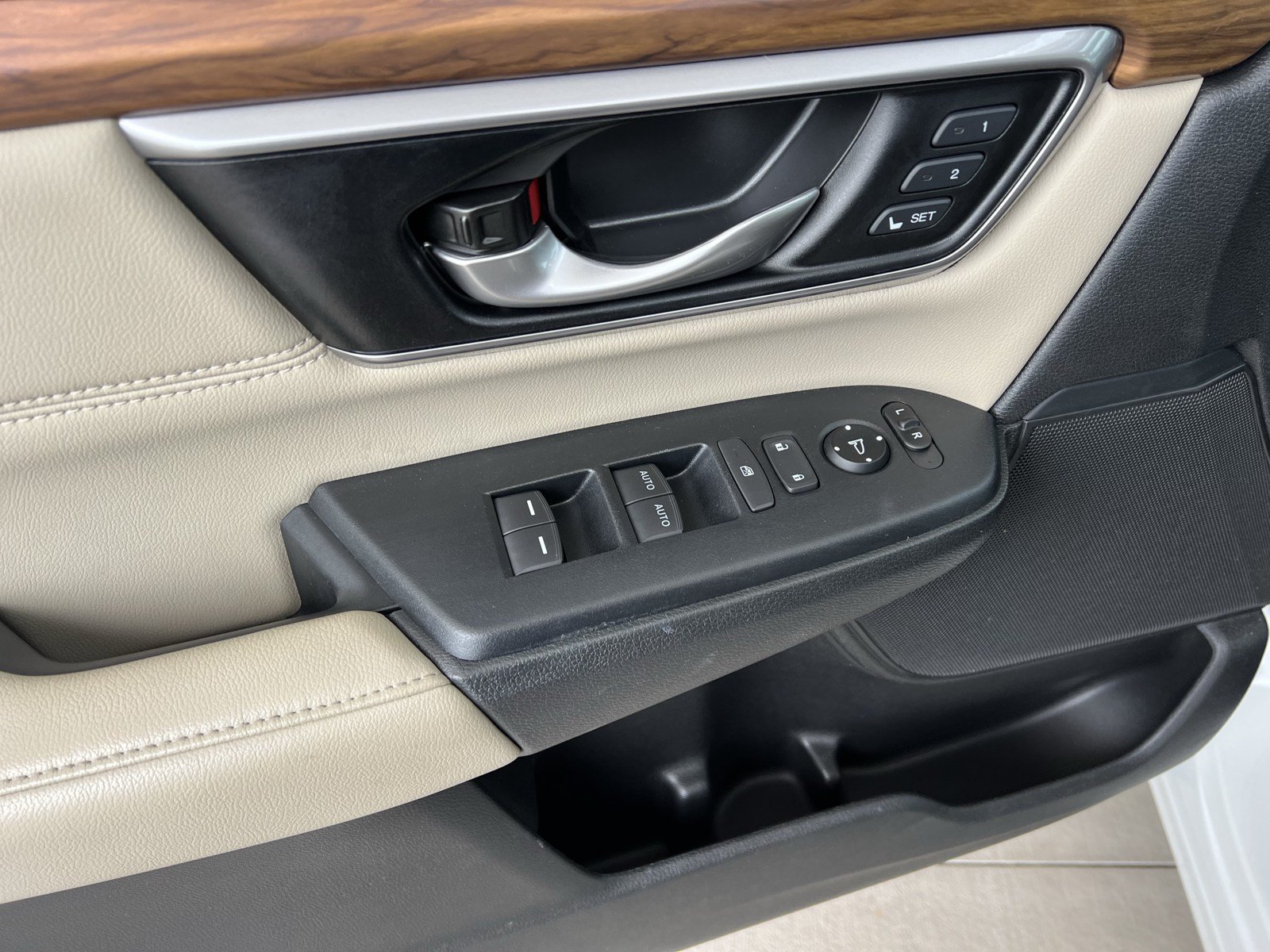 Used 2019 Honda CR-V EX-L image 15