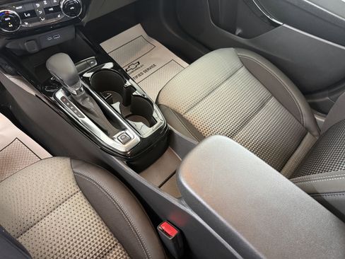 New 2026 Chevrolet Trax LT w/ LT Convenience Package image 25