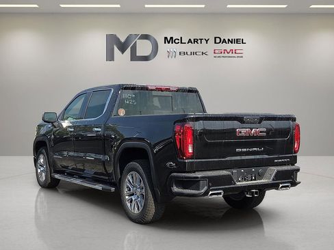 Certified 2026 GMC Sierra 1500 Denali AWD/4WD image 4