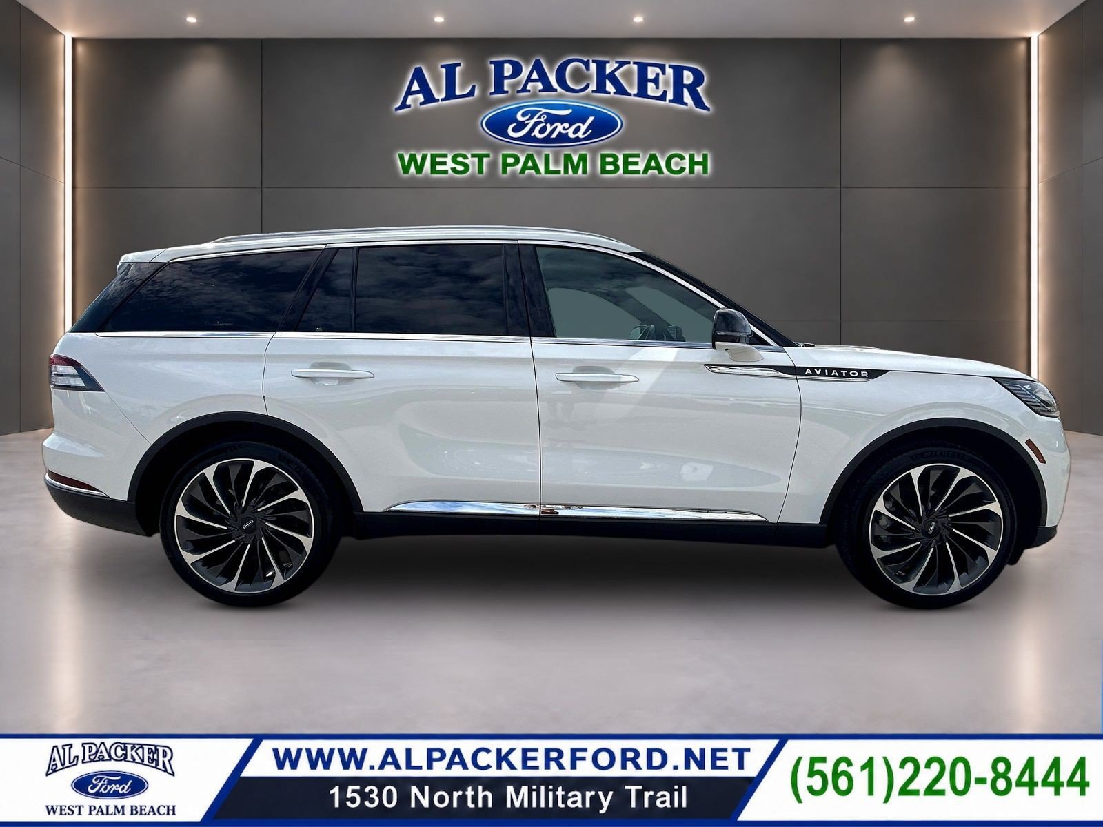 Used 2025 Lincoln Aviator Reserve RWD image 4