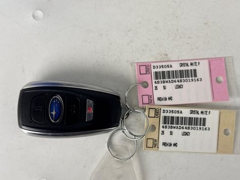 Used 2025 Subaru Legacy Premium AWD/4WD image 11