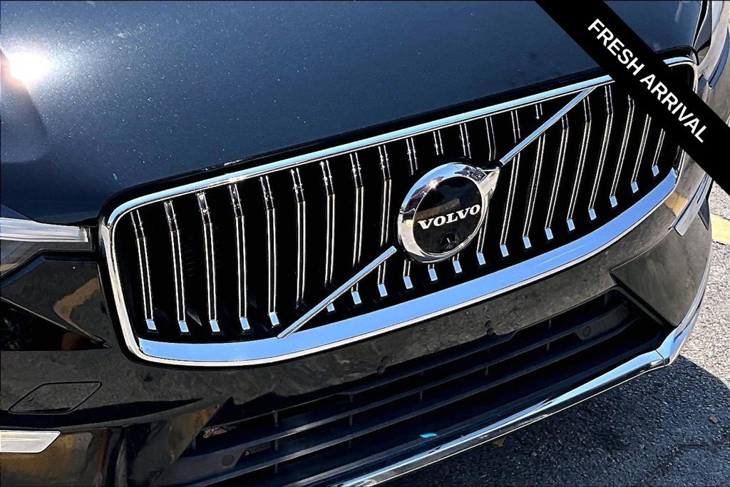 Used 2023 Volvo XC60 B5 Plus w/ Protection Package Premier FWD image 32