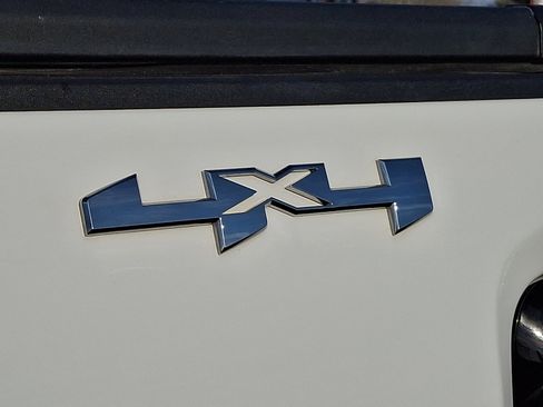 Used 2024 GMC Sierra 2500 Pro image 31