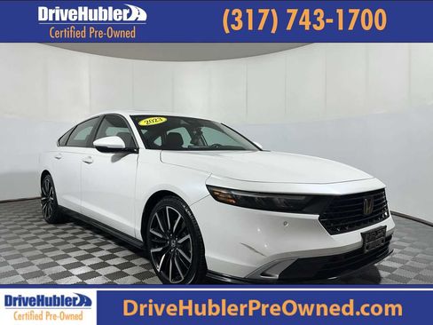 Used 2023 Honda Accord Touring image 1