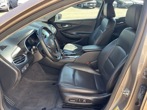 Used 2024 Chevrolet Malibu LT image 27