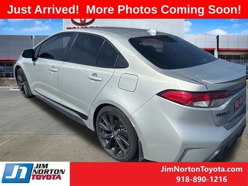 Used 2025 Toyota Corolla SE FWD image 6