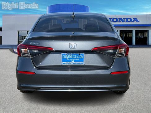 Used 2023 Honda Civic LX image 8