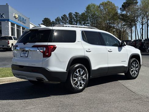 Used 2023 GMC Acadia SLT image 10