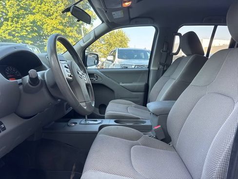 Used 2021 Nissan Frontier SV RWD image 13