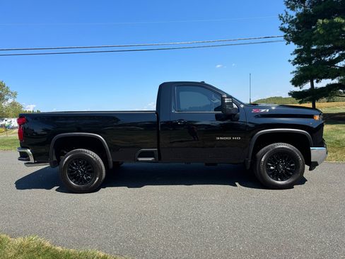 Used 2025 Chevrolet Silverado 3500 LT w/ Convenience Package image 7