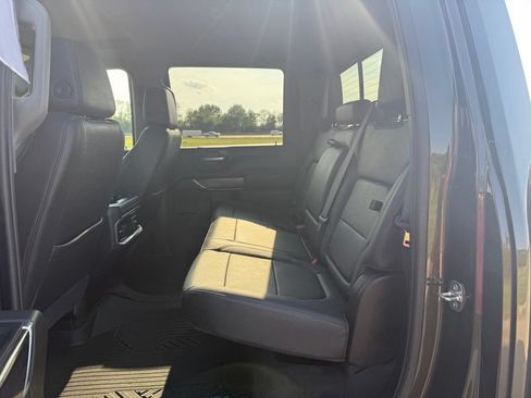 Used 2022 Chevrolet Silverado 2500 LTZ w/ LTZ Plus Package AWD/4WD image 17