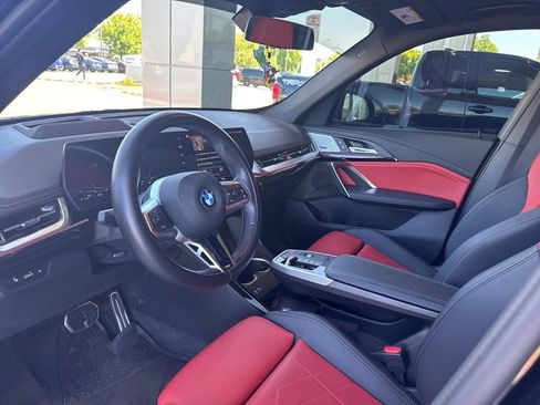 Used 2023 BMW X1 xDrive28i AWD/4WD image 3