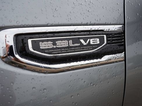 Used 2025 GMC Sierra 1500 SLT w/ SLT Premium Plus Package AWD/4WD image 14