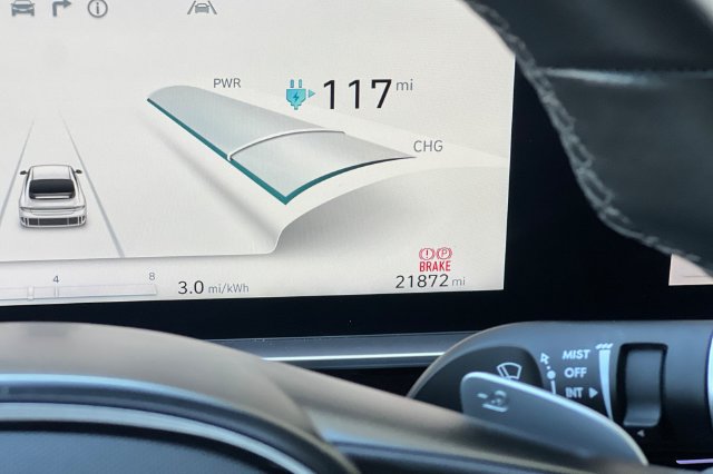 Certified 2023 Hyundai Ioniq 6 SEL RWD image 32