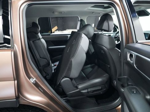 Used 2025 Hyundai Santa Fe XRT AWD/4WD image 35