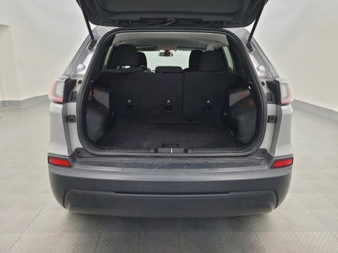 Used 2020 Jeep Cherokee Latitude AWD/4WD image 29