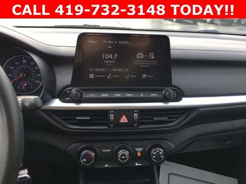 Used 2022 Kia Forte LXS w/ LXS Technology Package image 24