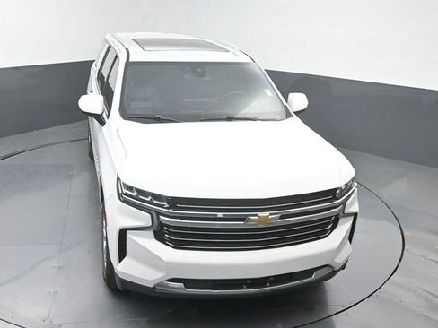 Used 2021 Chevrolet Suburban LT RWD image 37