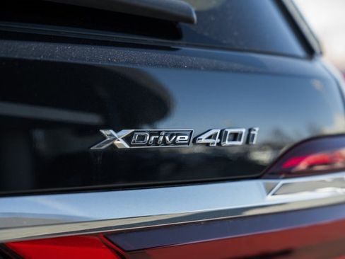 Used 2020 BMW X7 xDrive40i w/ Premium Package image 8