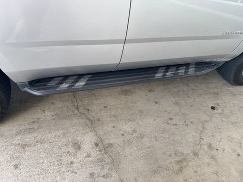Used 2019 Chevrolet Tahoe LT RWD image 26
