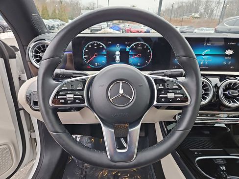 Used 2023 Mercedes-Benz CLA 250 4MATIC image 20