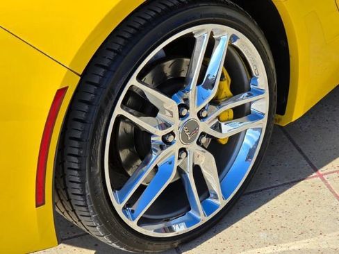 Used 2014 Chevrolet Corvette Stingray Coupe w/ 2LT Preferred Equipment Group image 14