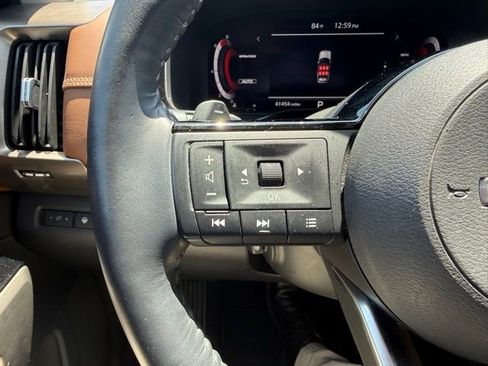 Used 2023 Nissan Pathfinder Platinum w/ Cargo Package AWD/4WD image 33