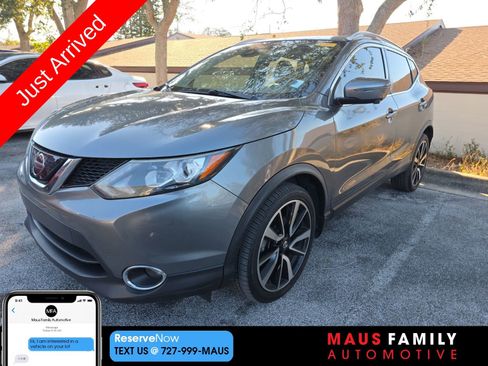 Used 2018 Nissan Rogue Sport SL w/ SL Premium Package image 1